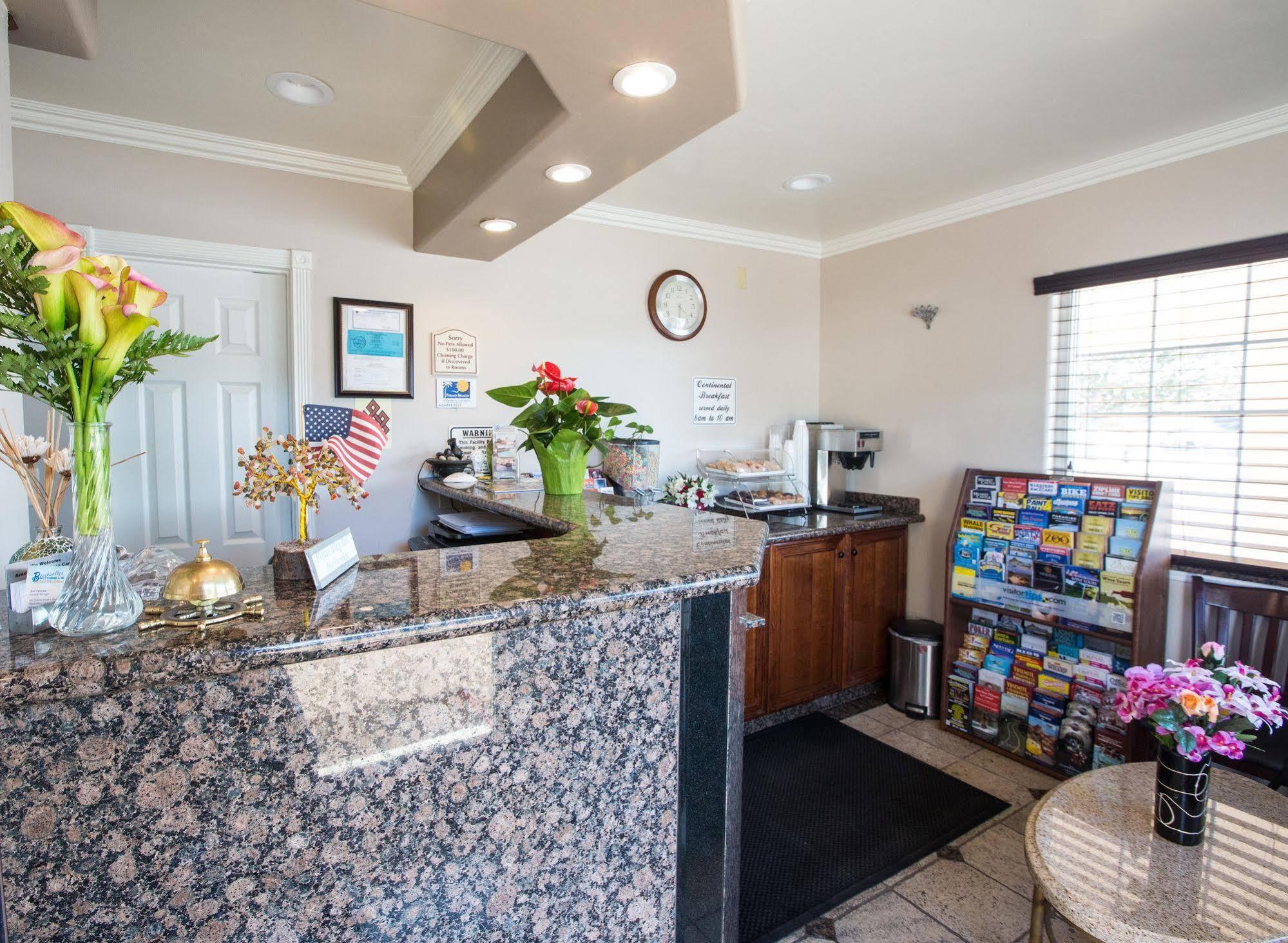 Beachwalker Inn & Suites Pismo Beach Exteriér fotografie
